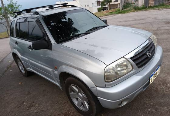 SUZUKI GRAND VITARA 2.0 4X4 16V GASOLINA 4P AUTOMÁTICO SUZUKI GRAND VITARA 2.0 4X4 16V GASOLINA 4P AUTOMÁTICO